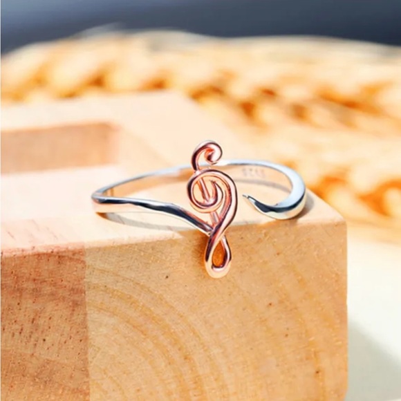 New 14k Rose Gold/925 Sterling Silver Music Clef Ring - Picture 4 of 5